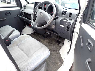 DAIHATSU HIJET VAN 2017
