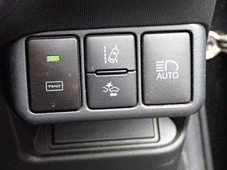 TOYOTA AQUA 2021