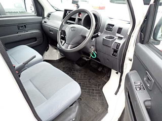 DAIHATSU HIJET VAN 2015