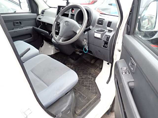 DAIHATSU HIJET VAN 2015
