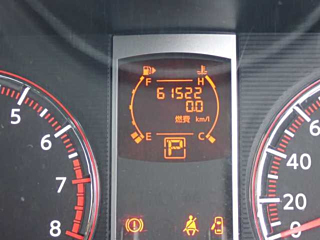 NISSAN SERENA 2010