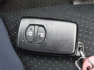 TOYOTA PRIUS 2014