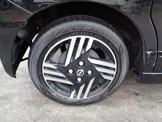 NISSAN ROOX 2023