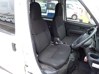 DAIHATSU HIJET VAN 2019
