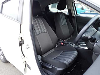 MAZDA MAZDA2 2020