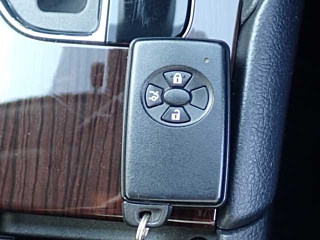 TOYOTA PREMIO 2020