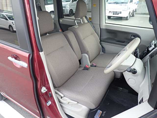 DAIHATSU TANTO 2018