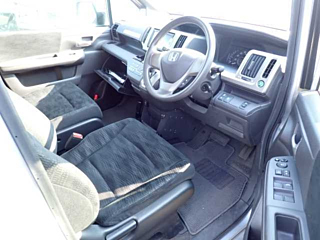 HONDA STEP WAGON 2014