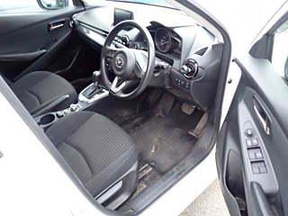 MAZDA DEMIO 2019