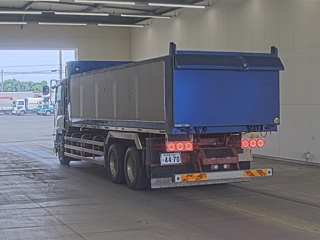 ISUZU GIGA 2016