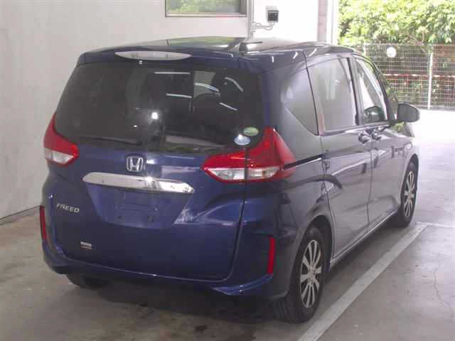 HONDA FREED 2018