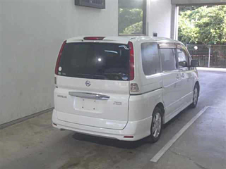 NISSAN SERENA 2010