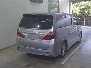 TOYOTA ALPHARD 2008