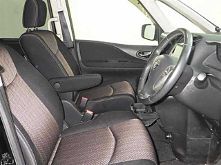 NISSAN SERENA 2014