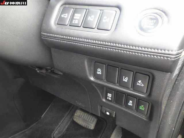 MITSUBISHI DELICA D5 2019
