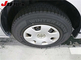 TOYOTA HIACE 2013