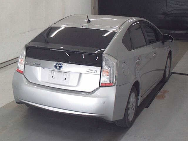 TOYOTA PRIUS PHV 2015