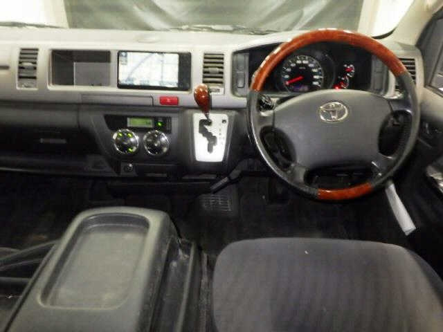 TOYOTA REGIUS ACE VAN 2013