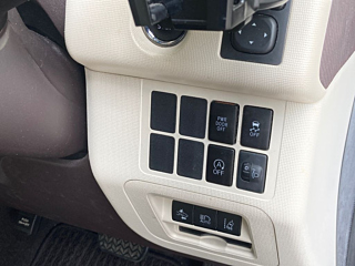 TOYOTA PORTE 2016