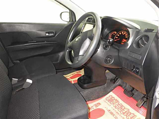 DAIHATSU MIRA 2010
