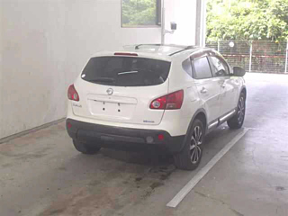 NISSAN DUALIS 2012