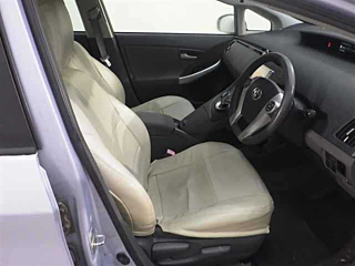 TOYOTA PRIUS 2011