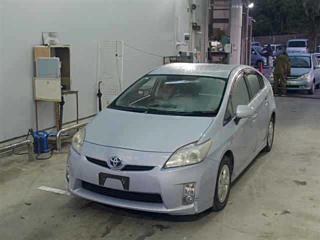 TOYOTA PRIUS 2011
