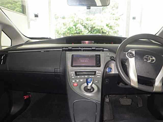TOYOTA PRIUS 2014