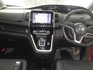NISSAN SERENA 2018