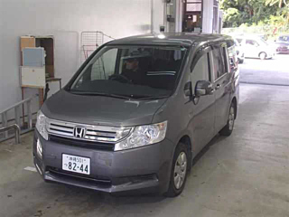 HONDA STEP WAGON 2010