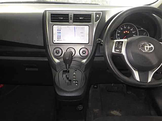 TOYOTA RACTIS 2013
