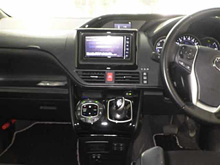 TOYOTA NOAH 2019