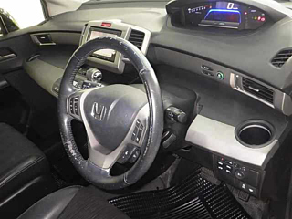 HONDA FREED 2015