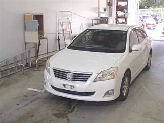 TOYOTA PREMIO 2010