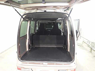 DAIHATSU HIJET VAN 2017