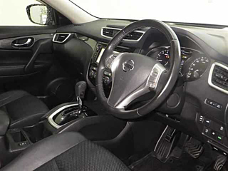 NISSAN X-TRAIL 2017