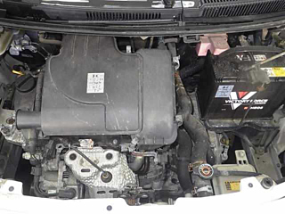 TOYOTA VITZ 2010