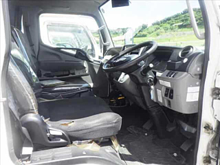 MITSUBISHI CANTER 2018