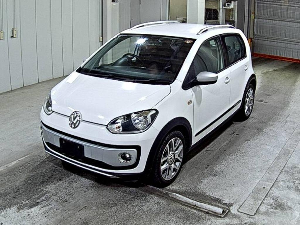 VOLKSWAGEN UP 2015