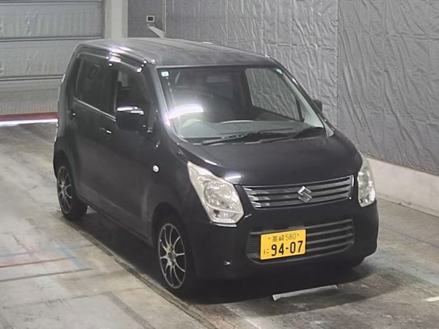 SUZUKI WAGON R 2013