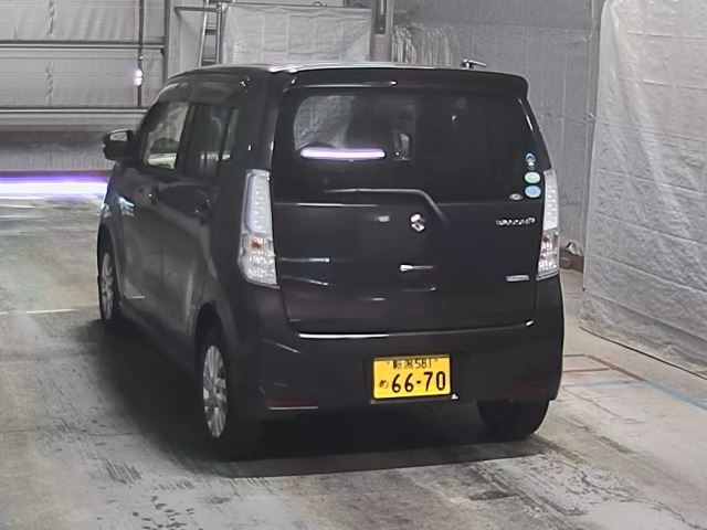 SUZUKI WAGON R 2015