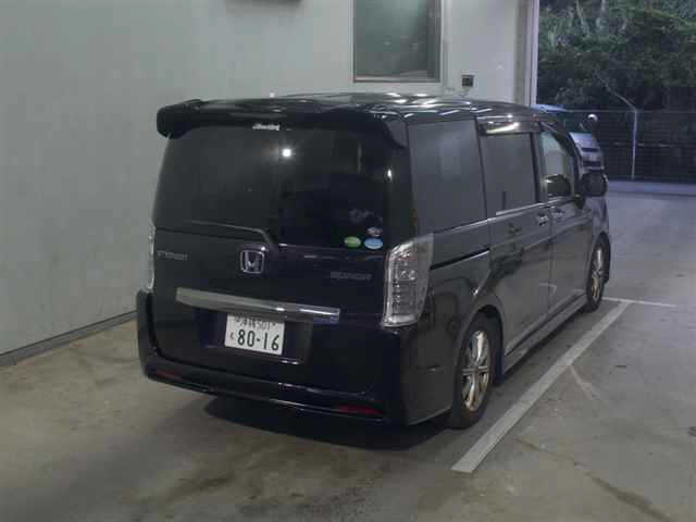 HONDA STEP WAGON 2015