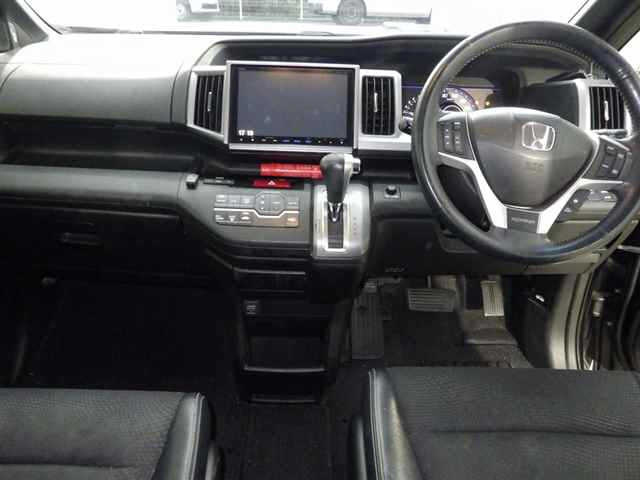 HONDA STEP WAGON 2015