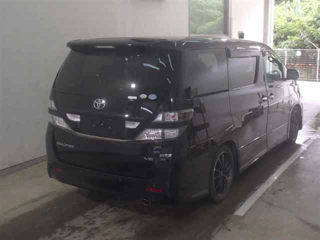 TOYOTA VELLFIRE 2008
