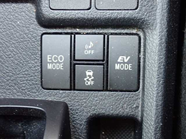 TOYOTA COROLLA FIELDER 2019