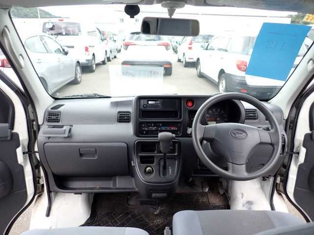 DAIHATSU HIJET VAN 2017