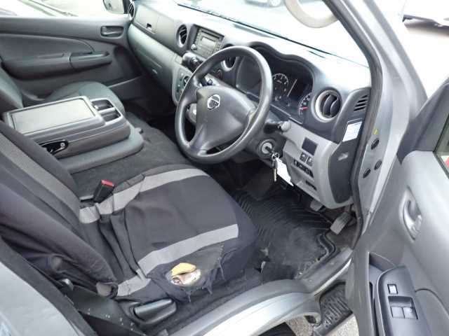 NISSAN CARAVAN VAN 2017