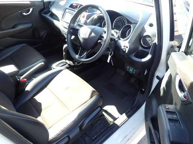 HONDA FIT SHUTTLE 2012