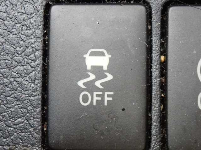 TOYOTA COROLLA FIELDER 2020