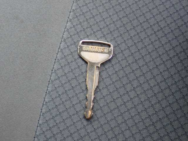 DAIHATSU HIJET VAN 2011